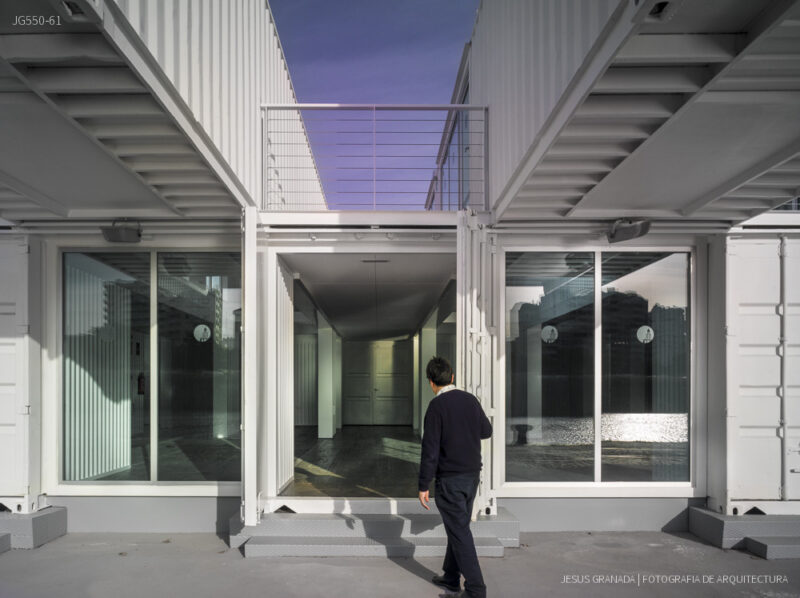 Terminal de cruceros del puerto de Sevilla