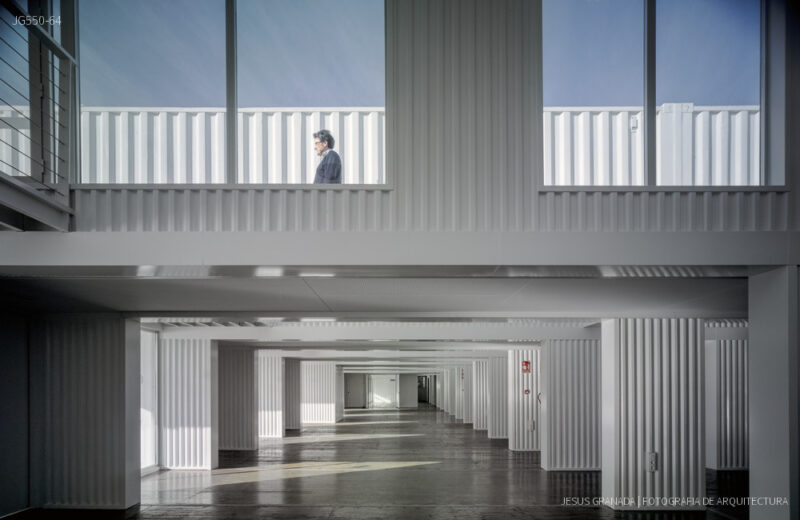 Terminal de cruceros del puerto de Sevilla