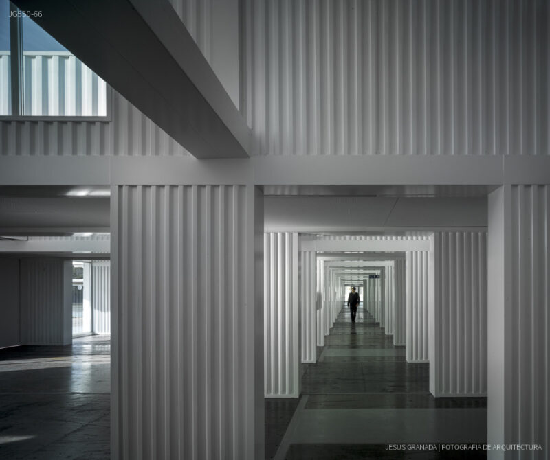 Terminal de cruceros del puerto de Sevilla