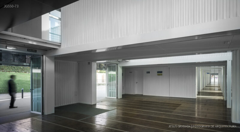 Terminal de cruceros del puerto de Sevilla