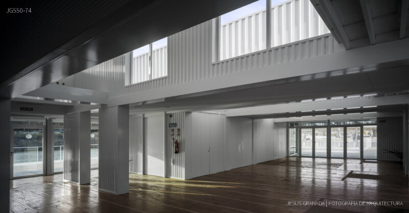 Terminal de cruceros del puerto de Sevilla