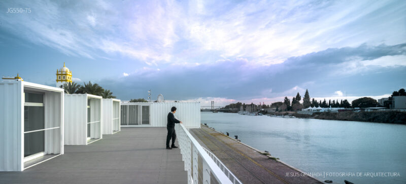 Terminal de cruceros del puerto de Sevilla