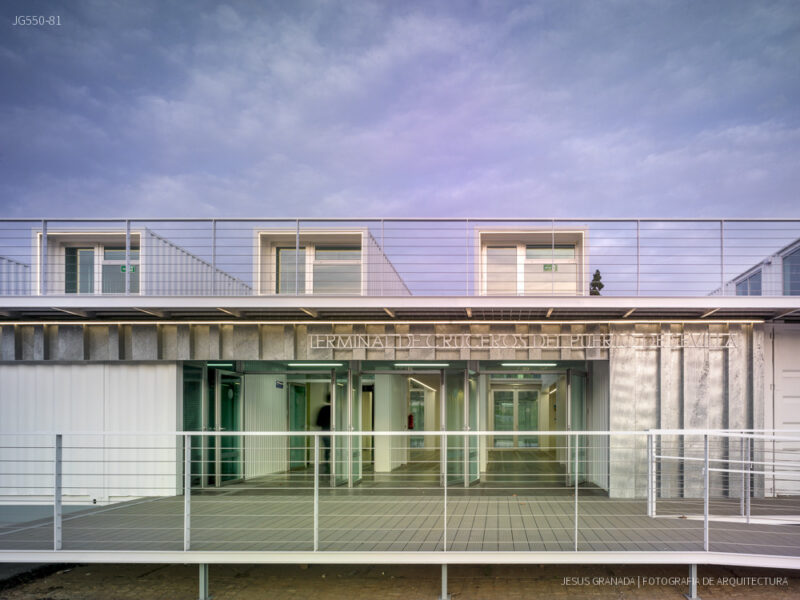 Terminal de cruceros del puerto de Sevilla