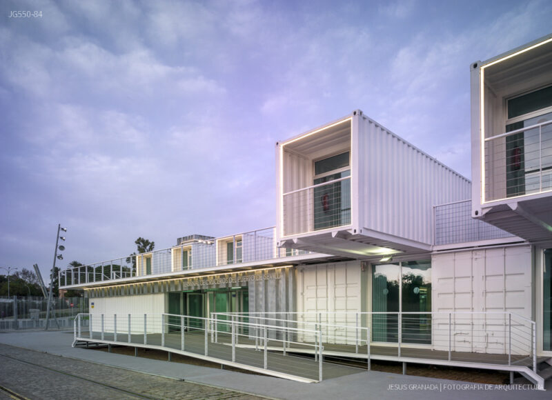 Terminal de cruceros del puerto de Sevilla