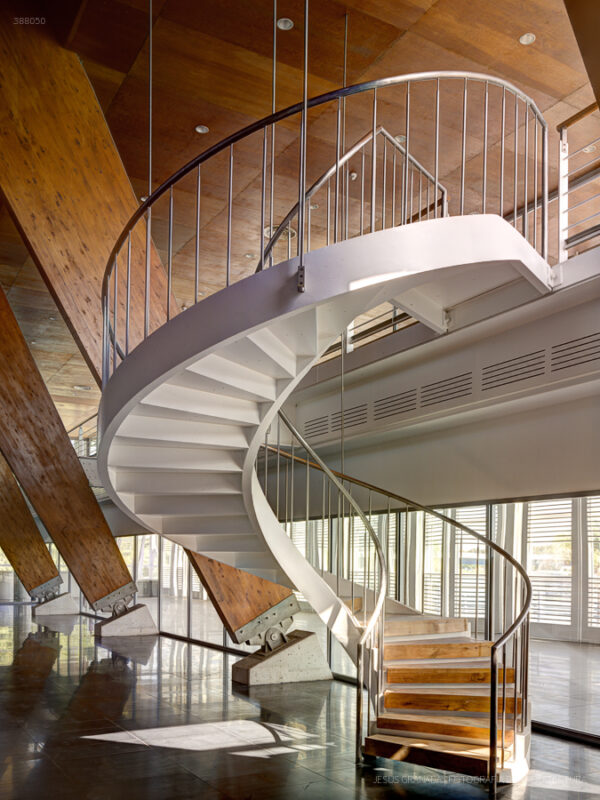 RECONVERSION DEL PABELLON DE LA NAVEGACION