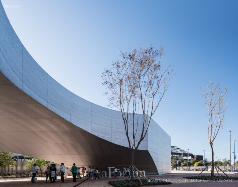 Caixaforum Sevilla. Marquesina de acceso.
