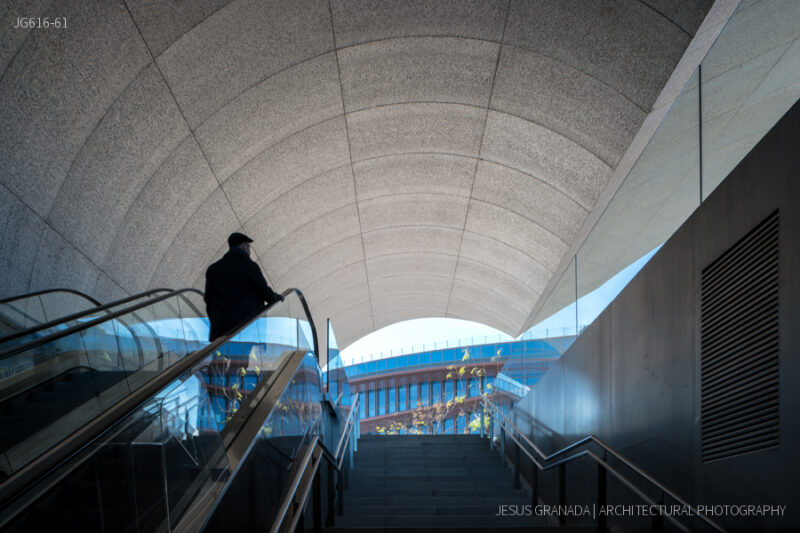 Caixaforum Sevilla. Acceso bajo marquesina.
