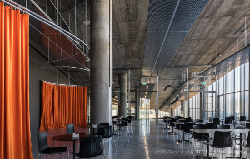 Caixaforum Sevilla. Restaurante.