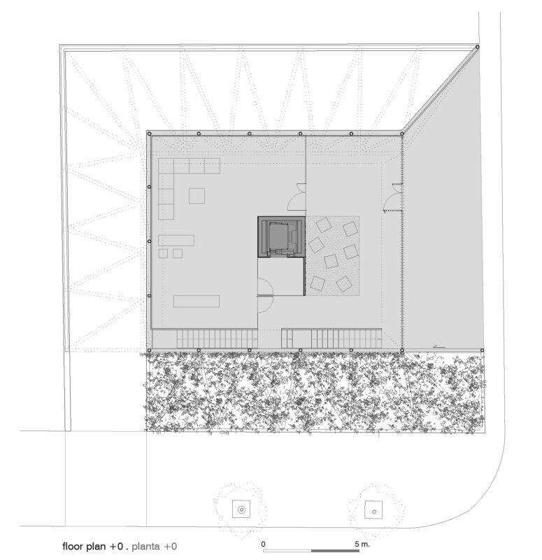 b_floor plan +0