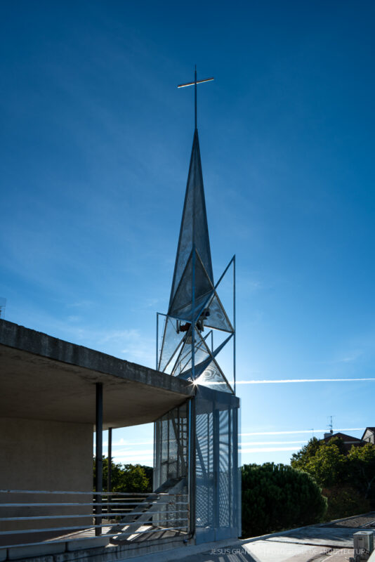 Campanario de la Parroquia de Nuestra Señora del Pilar de Campamento