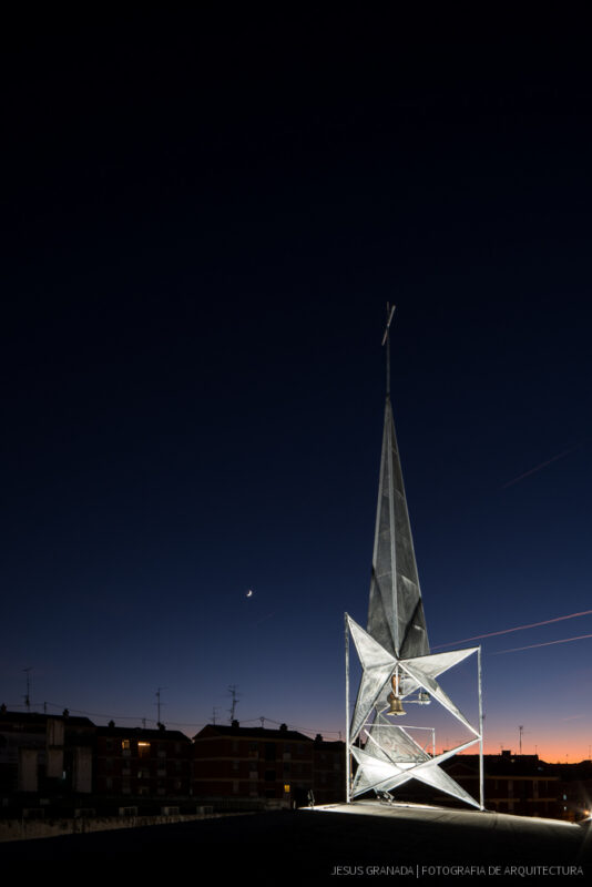 Campanario de la Parroquia de Nuestra Señora del Pilar de Campamento