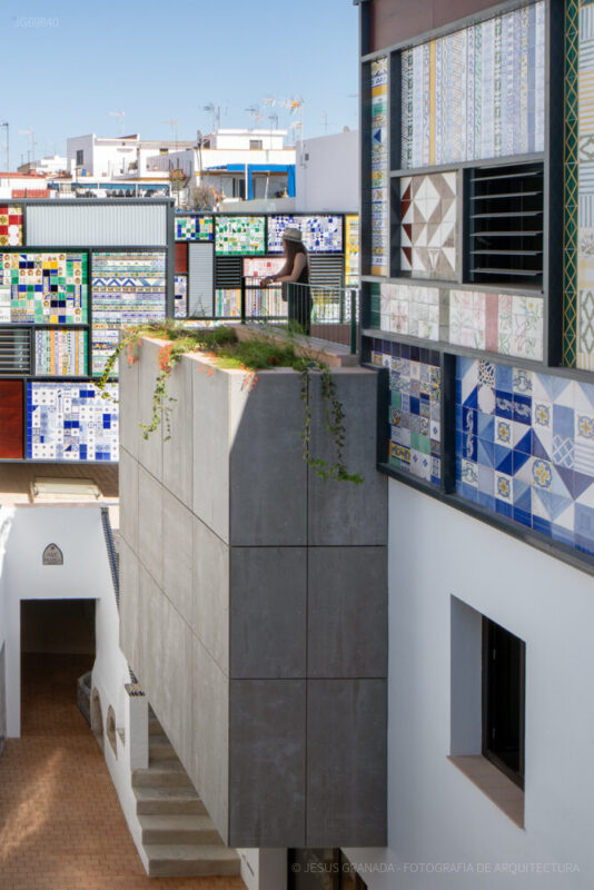 HOTEL-ALFARERIA-MONTALVAN-SEVILLA-CERAMICA-AF6-ARQUITECTOS-JG69840