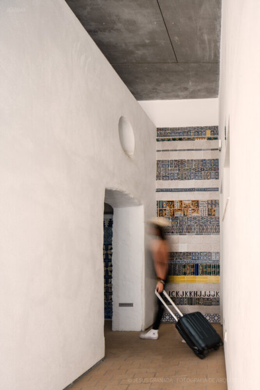 HOTEL-ALFARERIA-MONTALVAN-SEVILLA-CERAMICA-AF6-ARQUITECTOS-JG69848