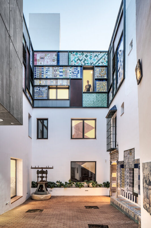HOTEL-ALFARERIA-MONTALVAN-SEVILLA-CERAMICA-AF6-ARQUITECTOS-JG69862