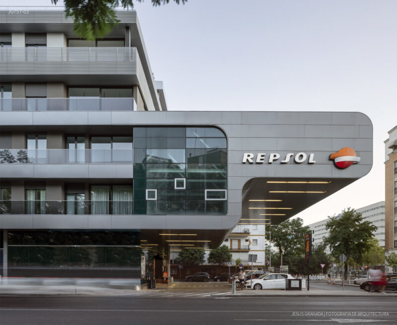 56 viviendas en Avenida Ramón y Cajal, Sevilla