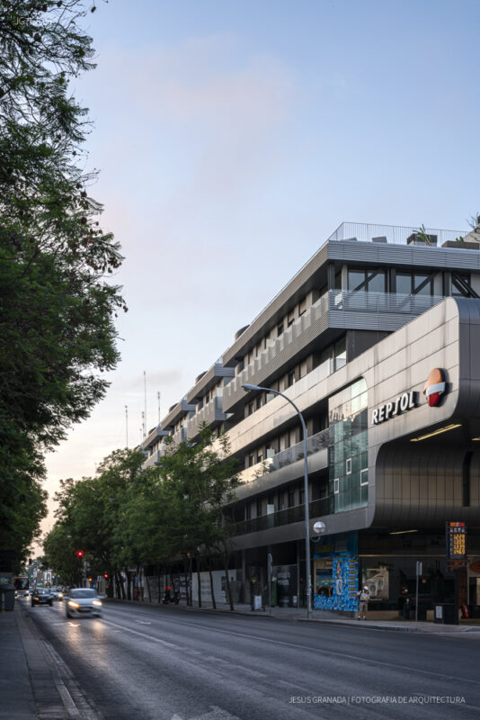 56 viviendas en Avenida Ramón y Cajal, Sevilla