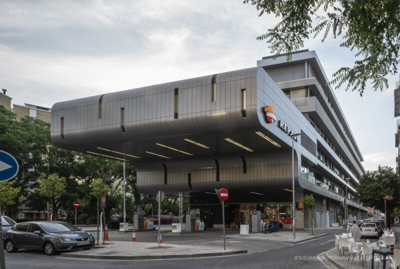 56 viviendas en Avenida Ramón y Cajal, Sevilla