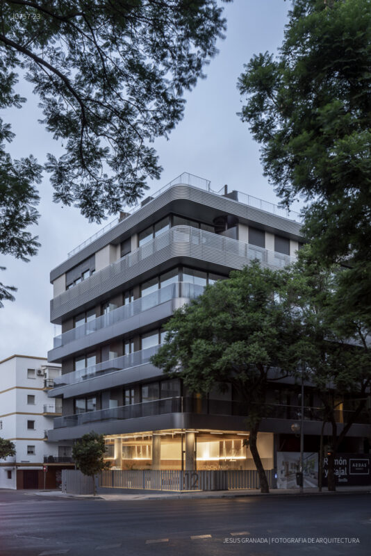 56 viviendas en Avenida Ramón y Cajal, Sevilla