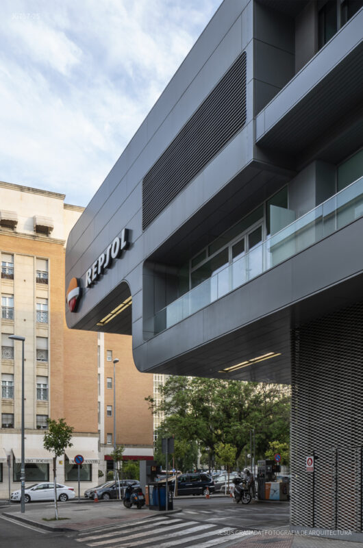 56 viviendas en Avenida Ramón y Cajal, Sevilla