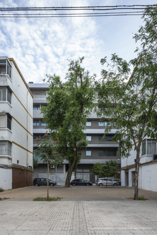 56 viviendas en Avenida Ramón y Cajal, Sevilla