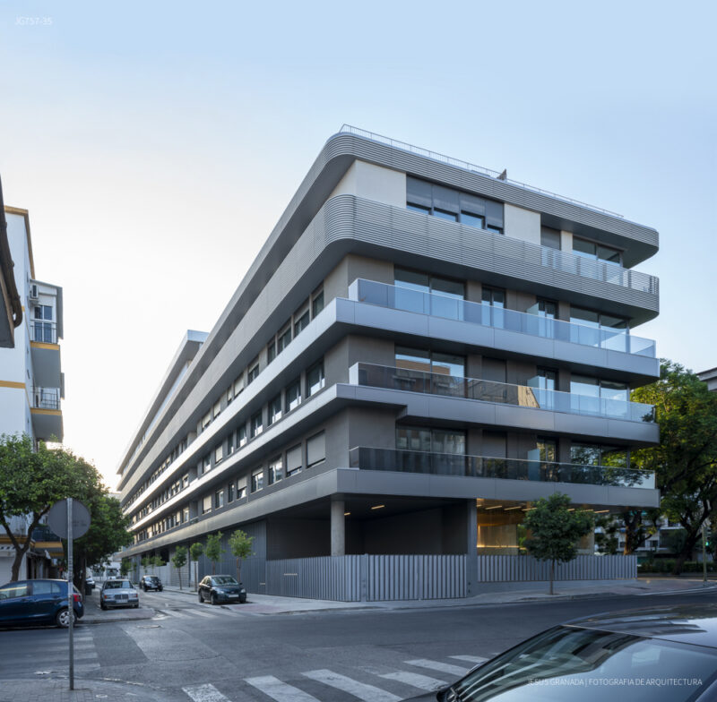 56 viviendas en Avenida Ramón y Cajal, Sevilla