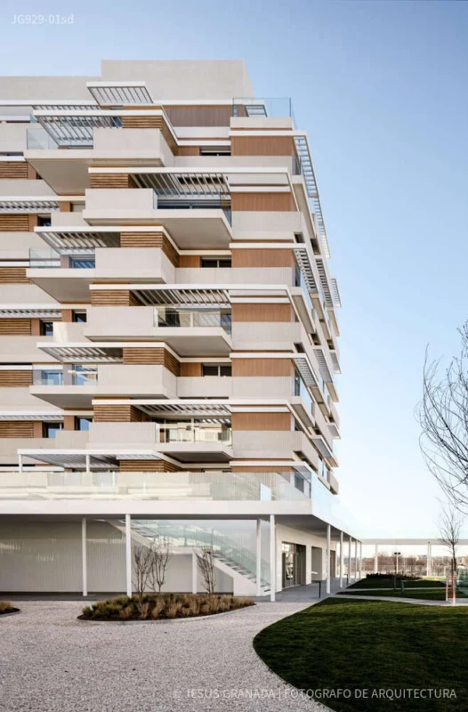 CONJUNTO-RESIDENCIAL-EN-VALDEBEBAS-ARANGUREN-GALLEGOS-JG929-01sd-2 Conjunto residencial en Valdebebas