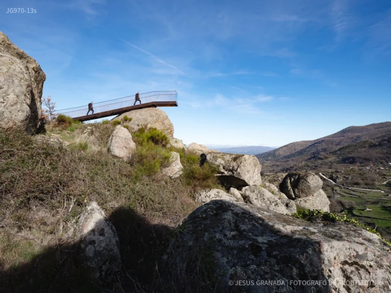 MIRADOR-CABEZABELLOSA-CACERES-ACID-ACERO-JG970-13s-3 Mirador del Castillo en Cabezabellosa, (Cáceres) España