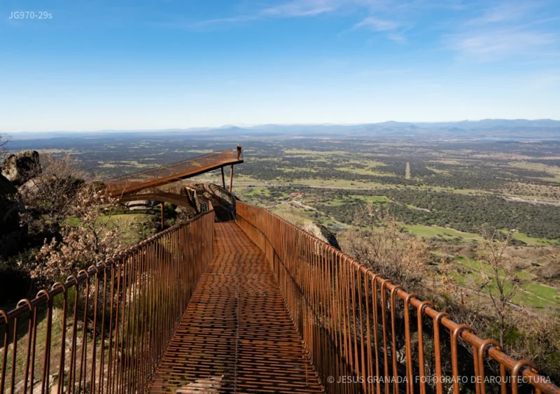 MIRADOR-CABEZABELLOSA-CACERES-ACID-ACERO-JG970-29s-3 Mirador del Castillo en Cabezabellosa, (Cáceres) España