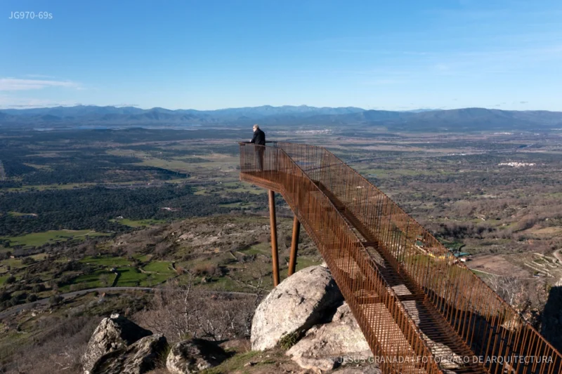 MIRADOR-CABEZABELLOSA-CACERES-ACID-ACERO-JG970-69s-3 Mirador del Castillo en Cabezabellosa, (Cáceres) España