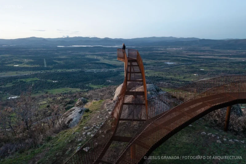 MIRADOR-CABEZABELLOSA-CACERES-ACID-ACERO-JG970-82s-3 Mirador del Castillo en Cabezabellosa, (Cáceres) España