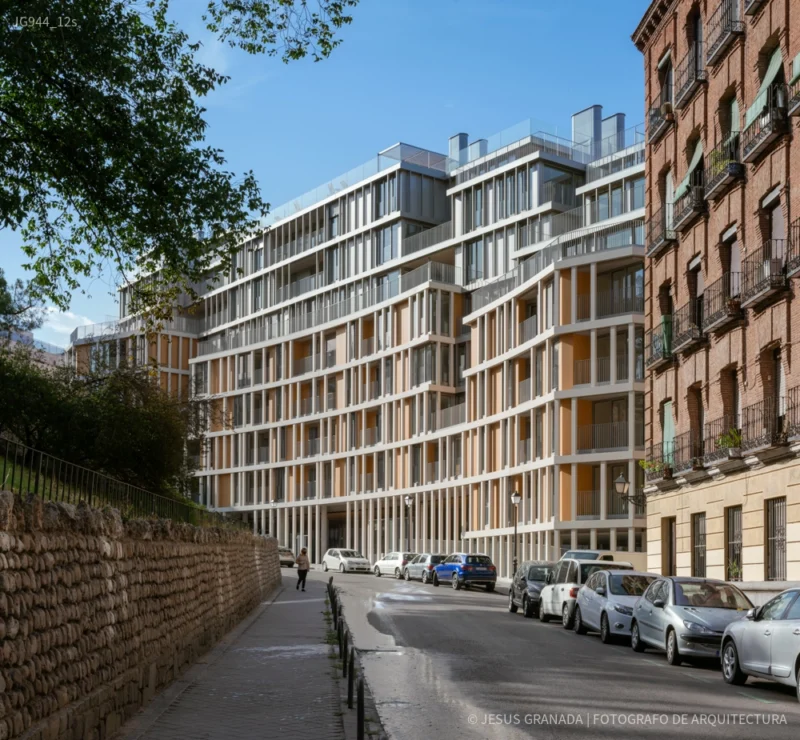 VIVIENDAS-CALLE-IRUN-MADRID-OLALQUIAGA-JG944_12s Viviendas Calle Irún en Madrid, España. | Olalquiaga arquitectos