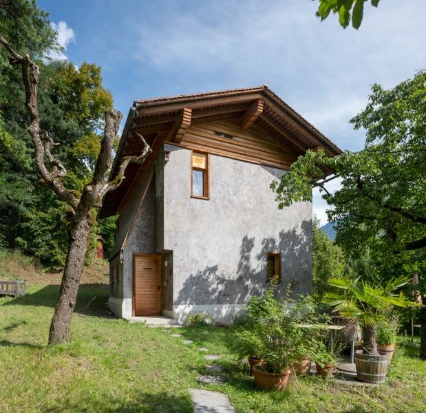Casa Beckel-Kübler, Fürstenaubruck, Suiza  |  Gion Caminada, arquitecto