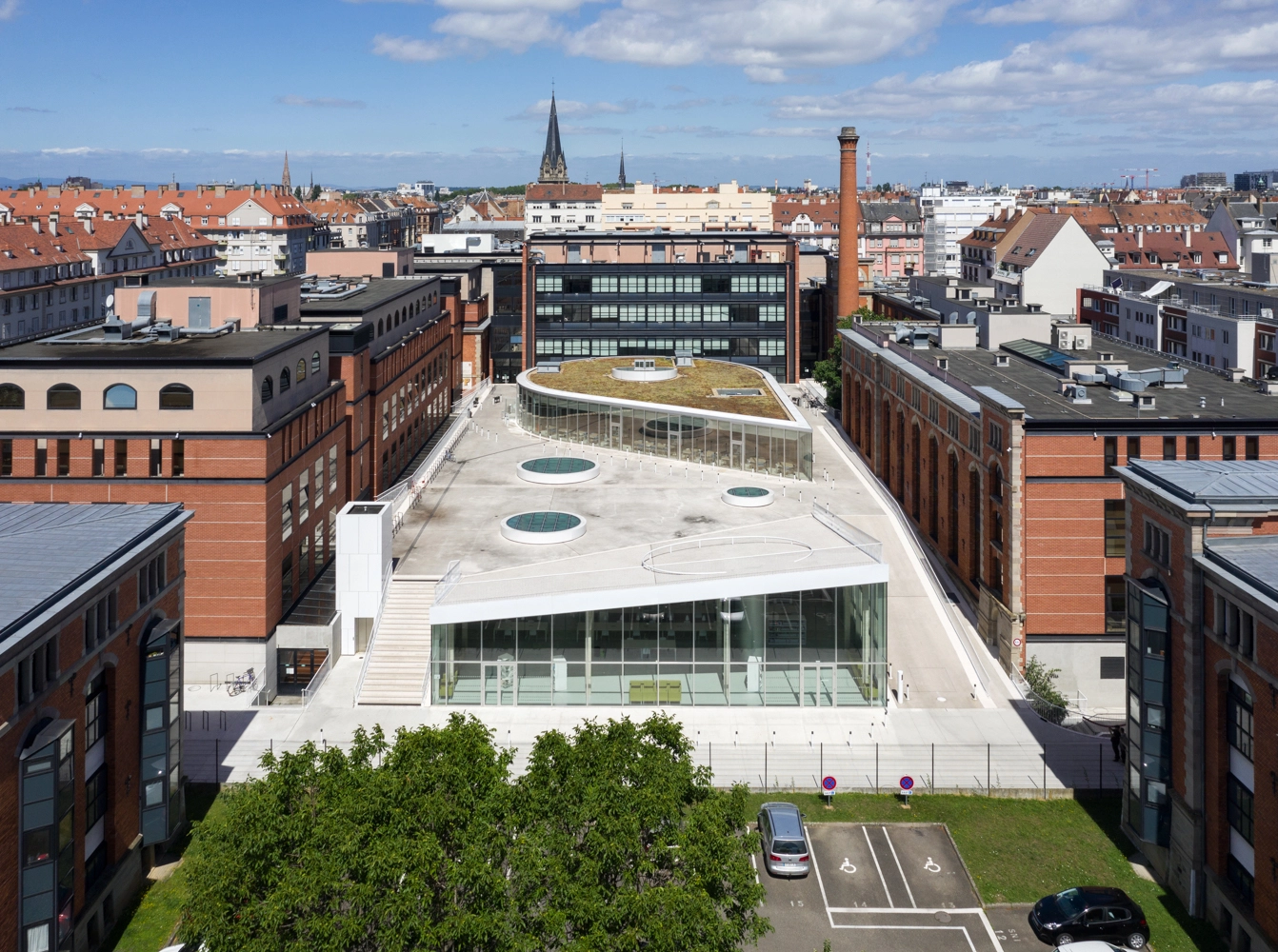 Facultad de Económicas en Estrasburgo, Francia |  Xaveer De Geyter, arquitecto