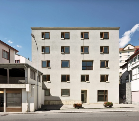 Internado femenino del  Monasterio de Disentis , Disentis-Mustér, Suiza  ￼